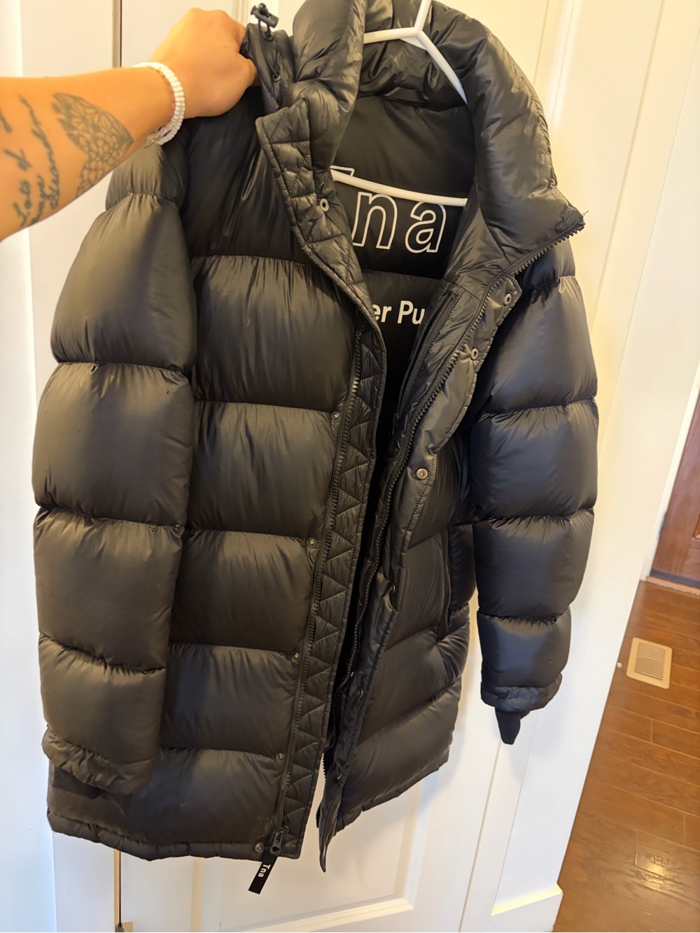 Aritzia Superpuff Coat
